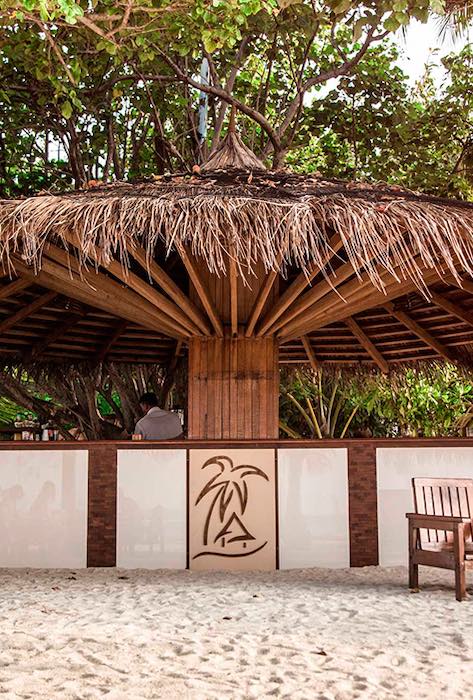 Beach Bar at Nakai Resort Alimatha thumbnail 3